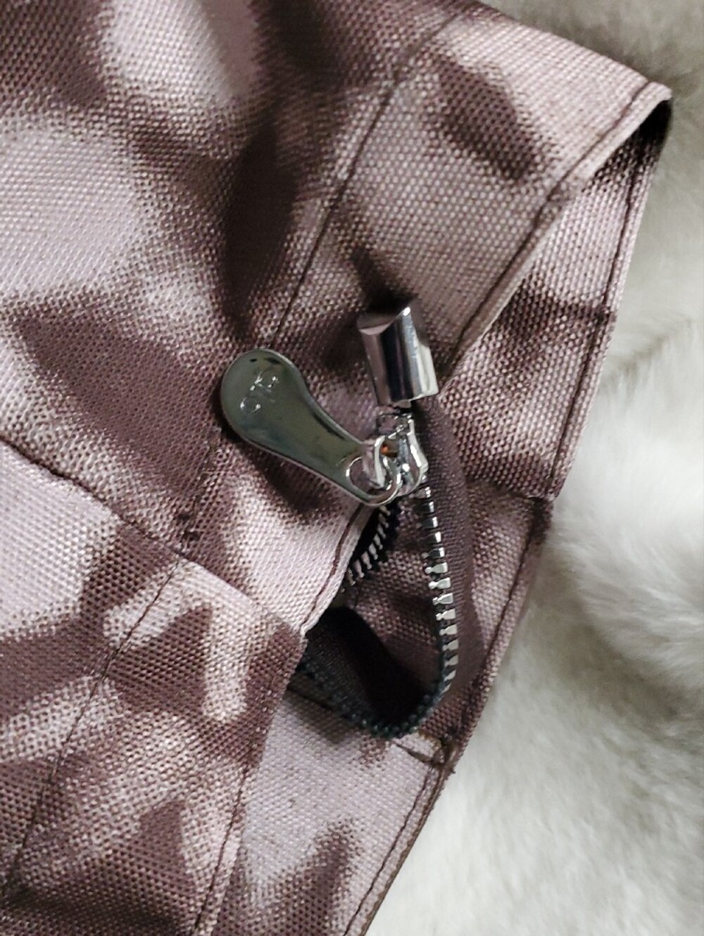 ALO Yoga Mauve Tie-Dye Canvas Tote - Picture 5 of 12